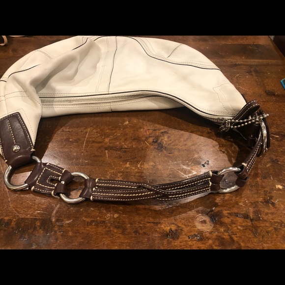 Coach purse - Picture 5 of 8